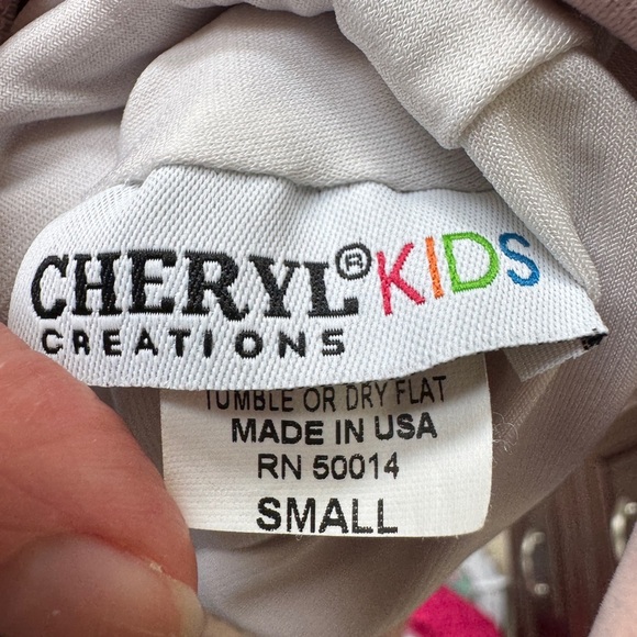 Cheryl Kids Creations 3T/4T Small Faux Velvet Pink Shimmery Sleeveless Top Blous - Picture 4 of 4
